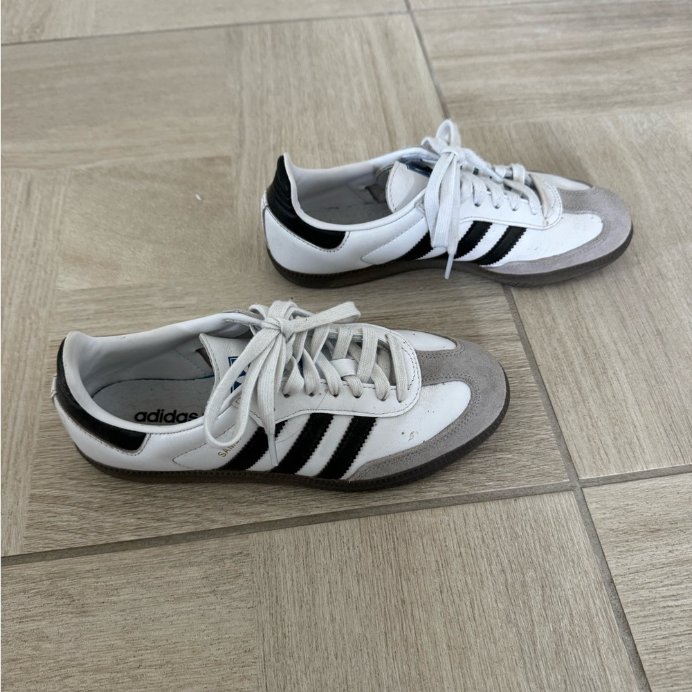 Adidas Sambas - Size 5